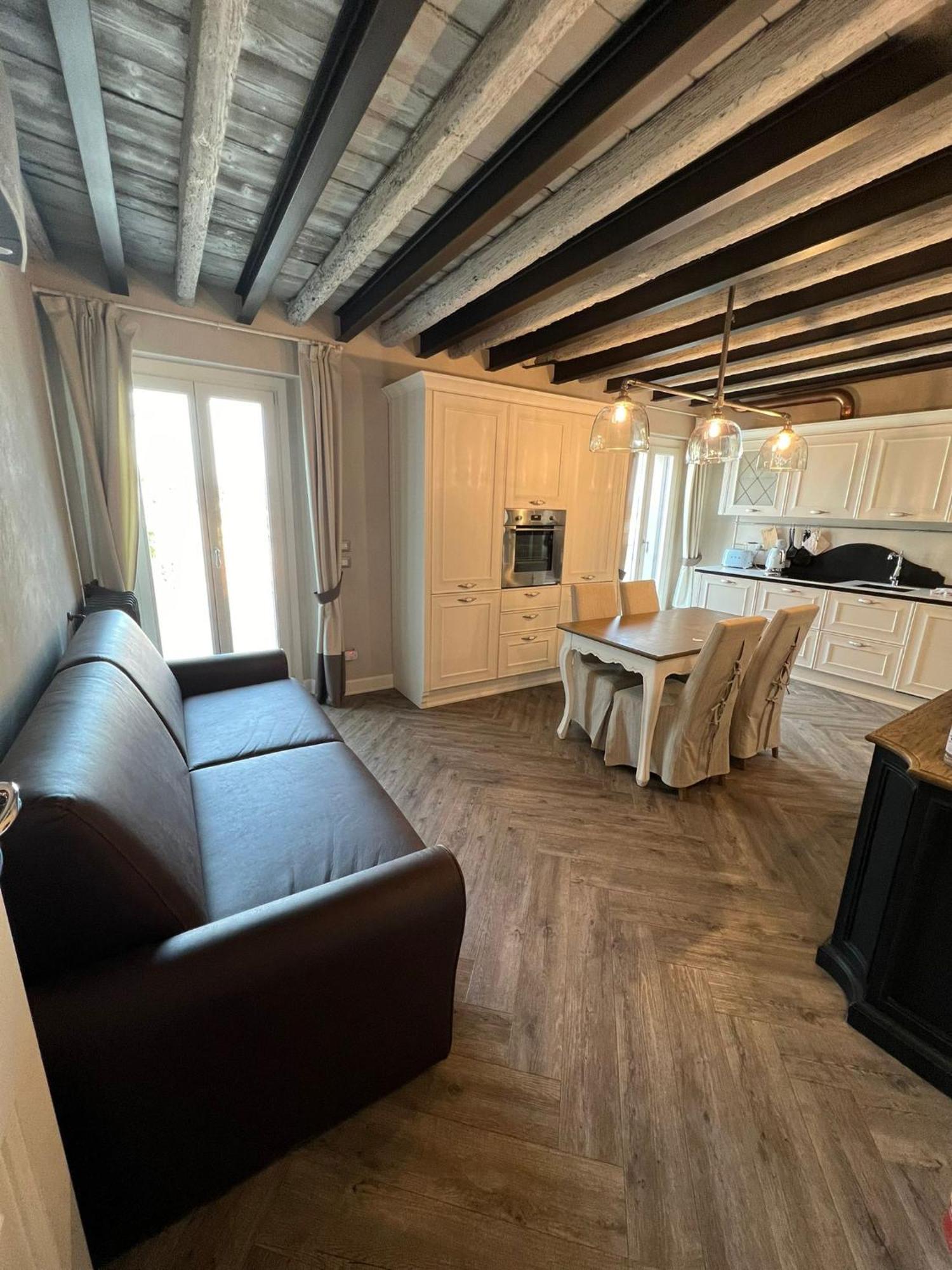 La Vite 2.0 Apartments Desenzano del Garda Eksteriør bilde